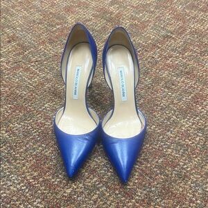 Manolo Blahnik blue heels. 39.5 Dorsey pump